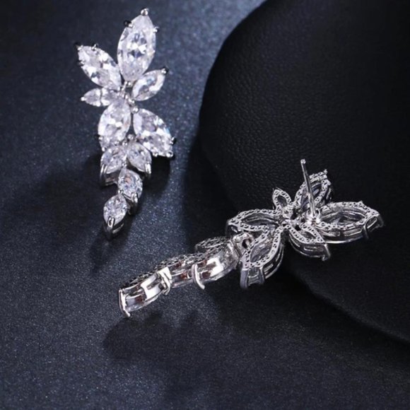 5 Star Rated Copper AAAAA CZ Sparkly Earrings - Picture 3 of 12